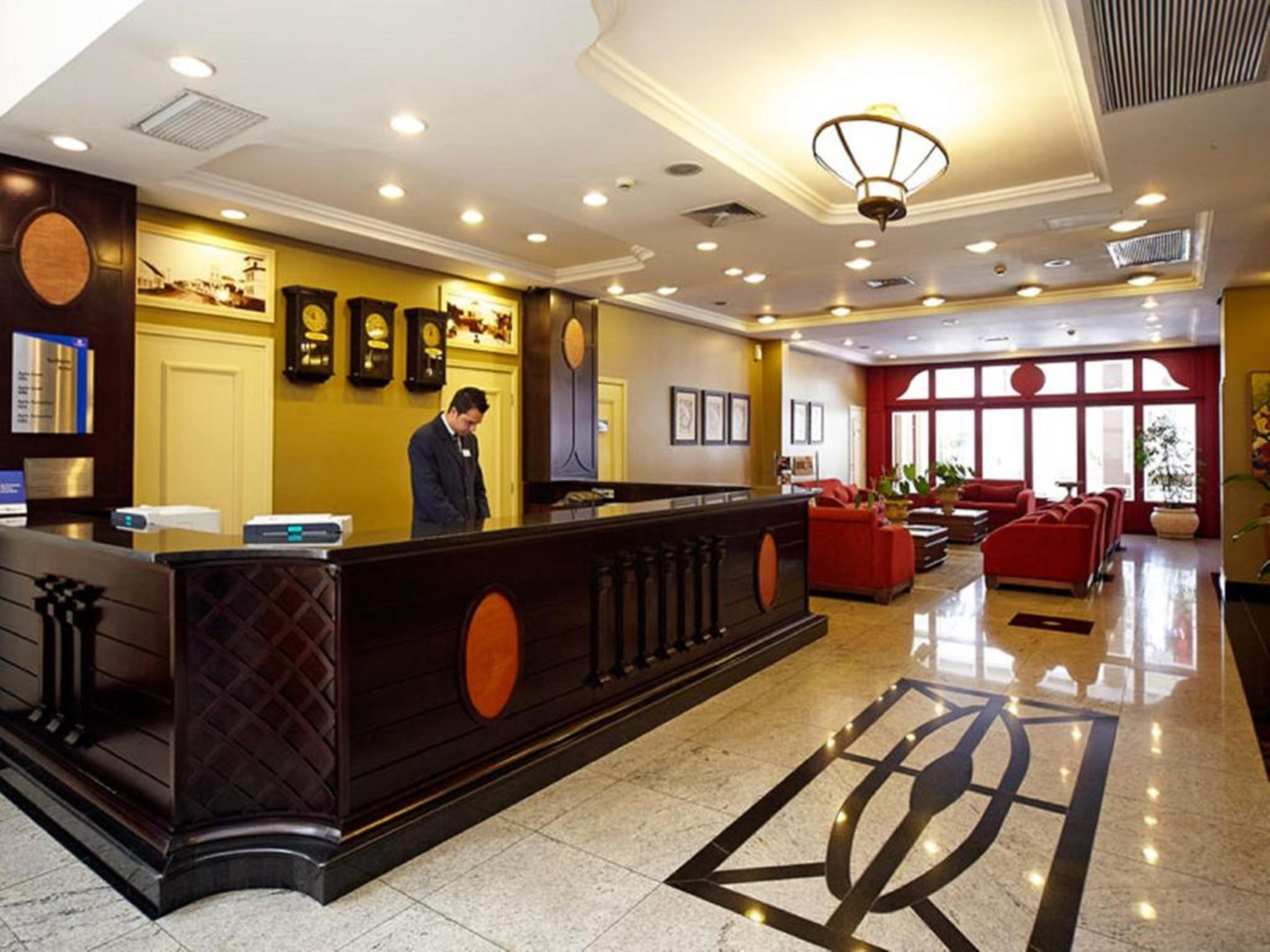 库里提巴巴特尔全美高级酒店 外观 照片