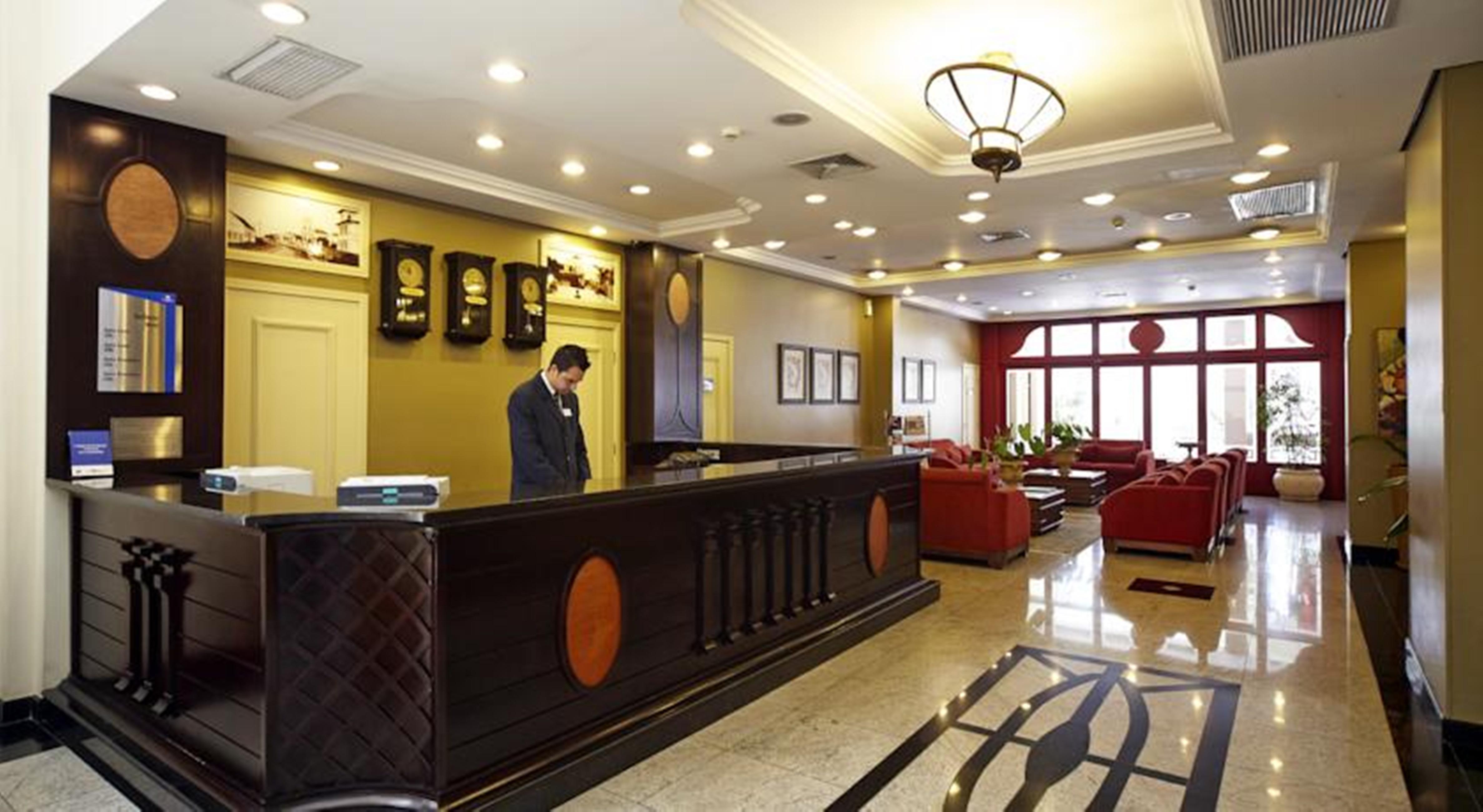 库里提巴巴特尔全美高级酒店 外观 照片